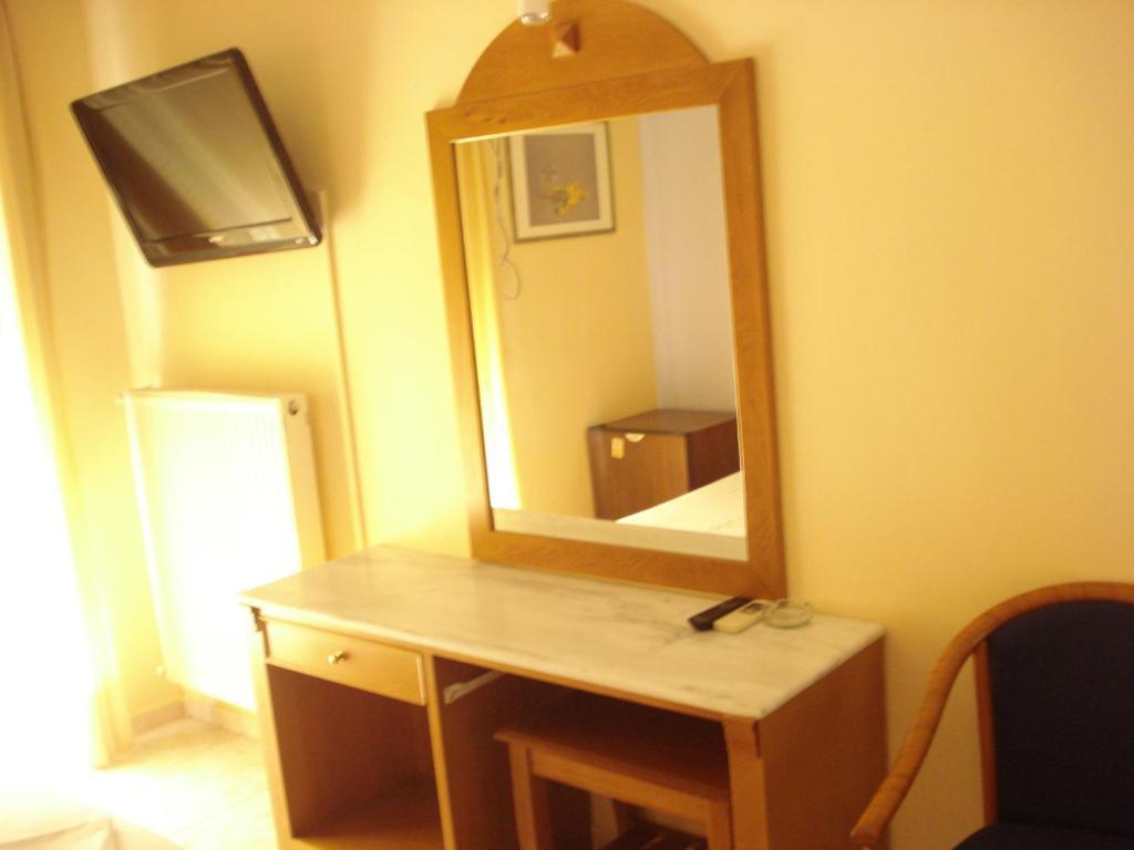 Hotel Cybele Pefki أثينا الغرفة الصورة