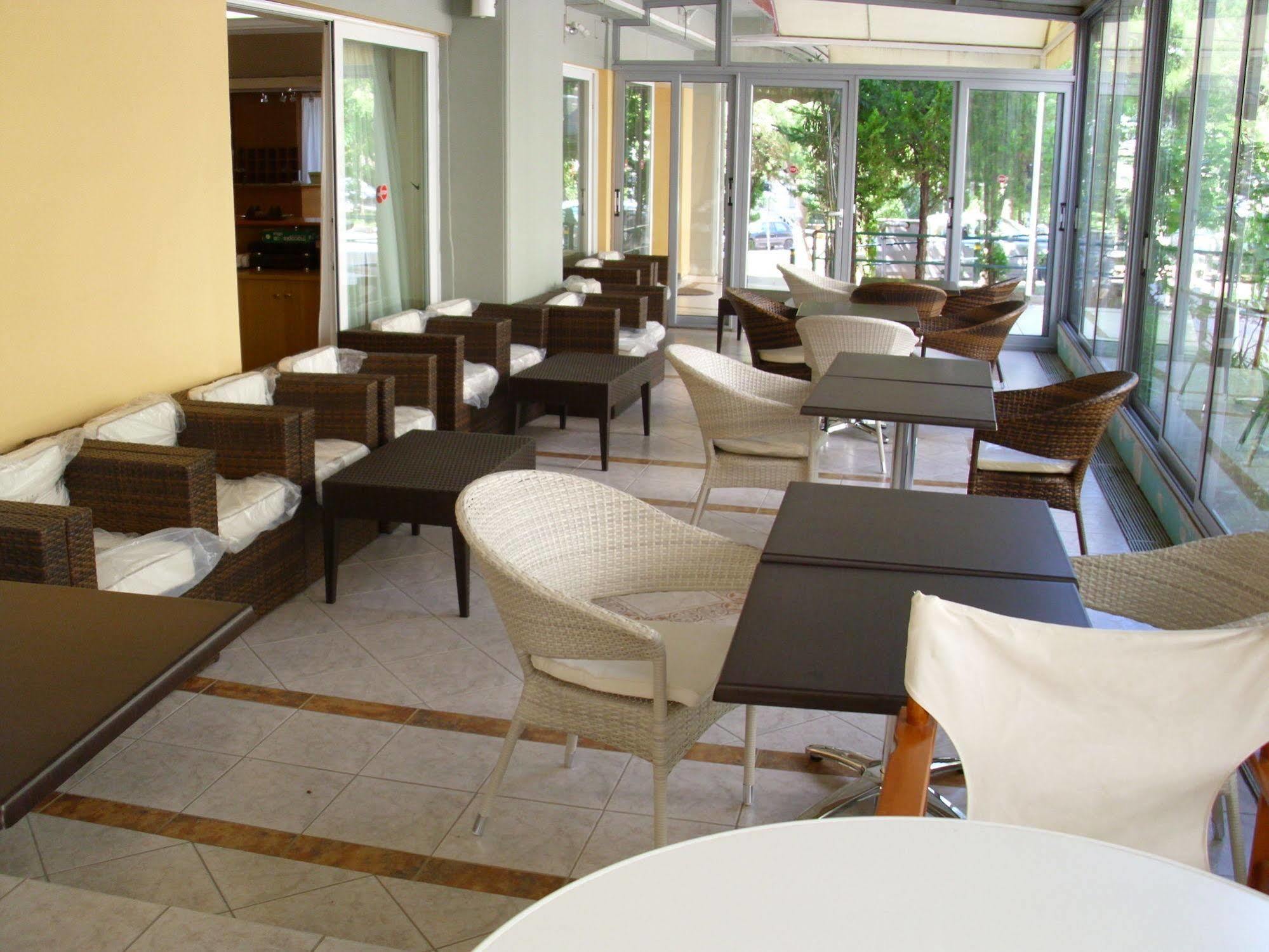 Hotel Cybele Pefki أثينا المظهر الخارجي الصورة