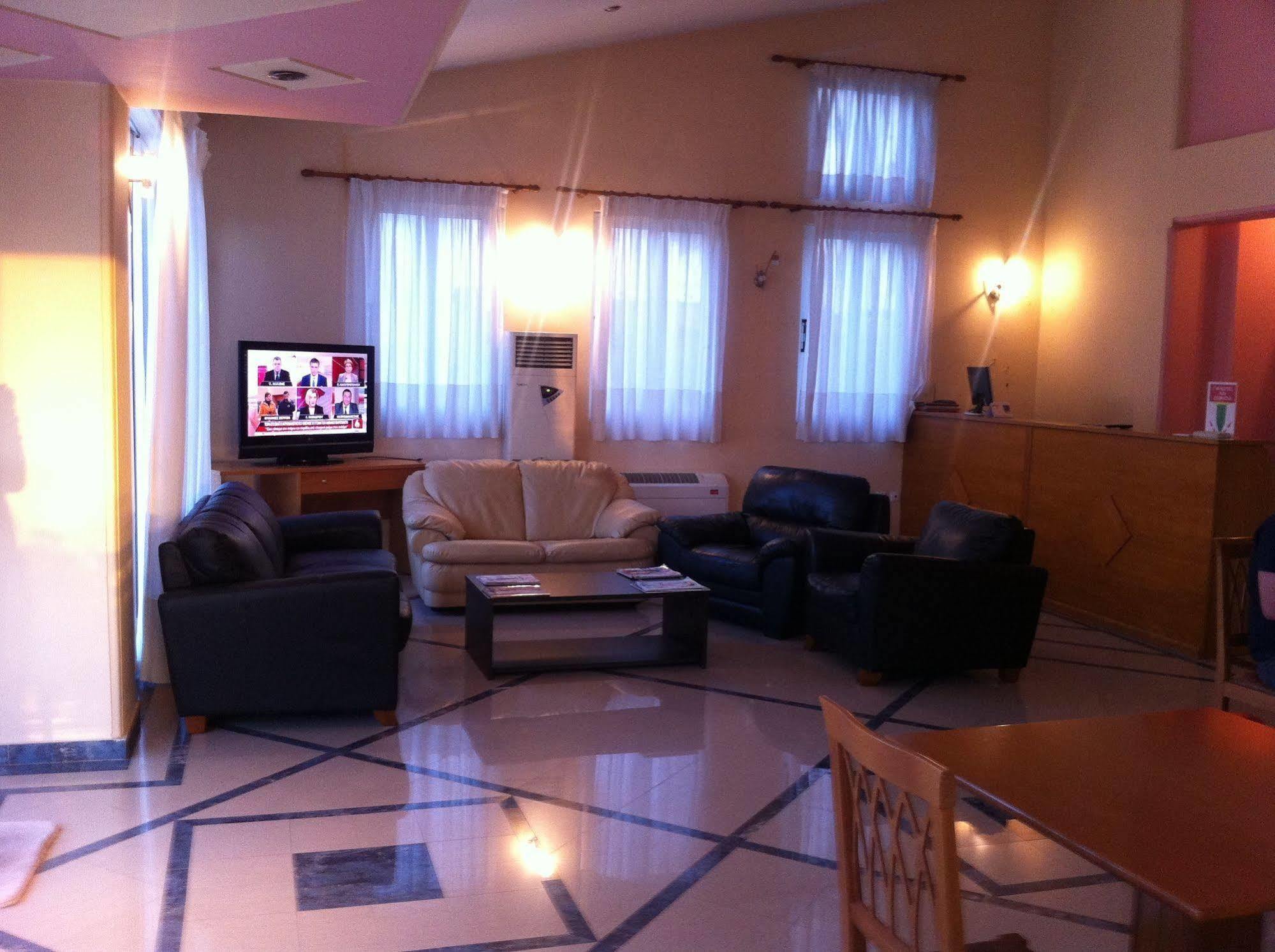 Hotel Cybele Pefki أثينا المظهر الخارجي الصورة